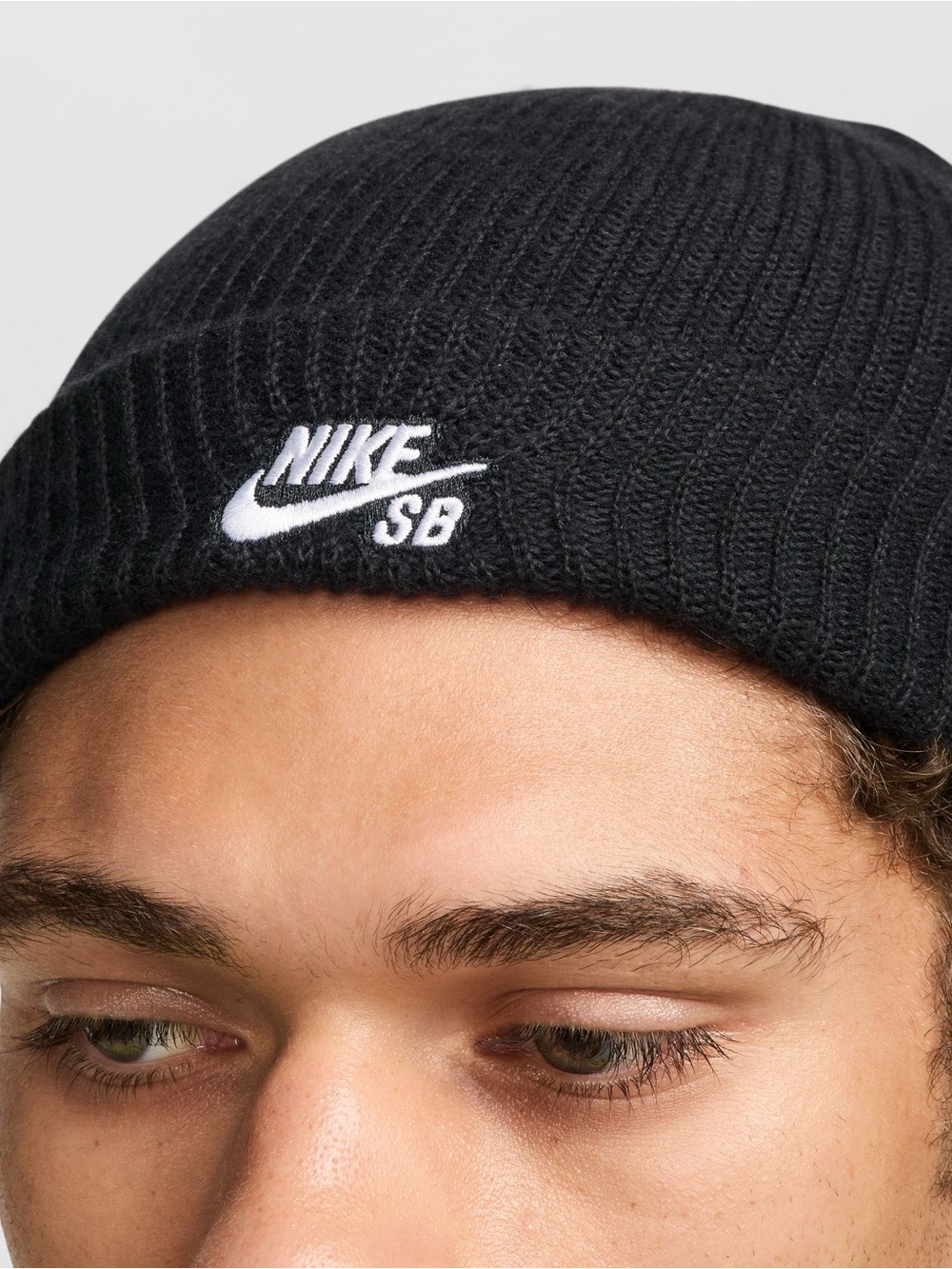 BNWT Nike SB Terra Futura Beanie Black Skateboarding Hat